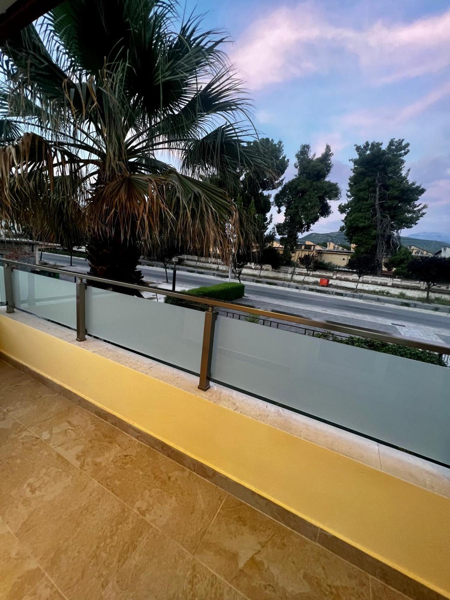 Villa Niku Berat Exterior photo